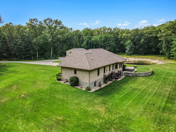 $899,900 | 5928 Heights Ravenna Road, Fruitport, MI 49415