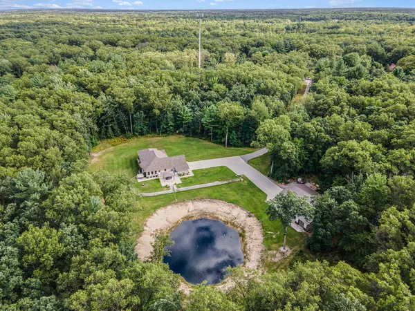 $899,900 | 5928 Heights Ravenna Road, Fruitport, MI 49415