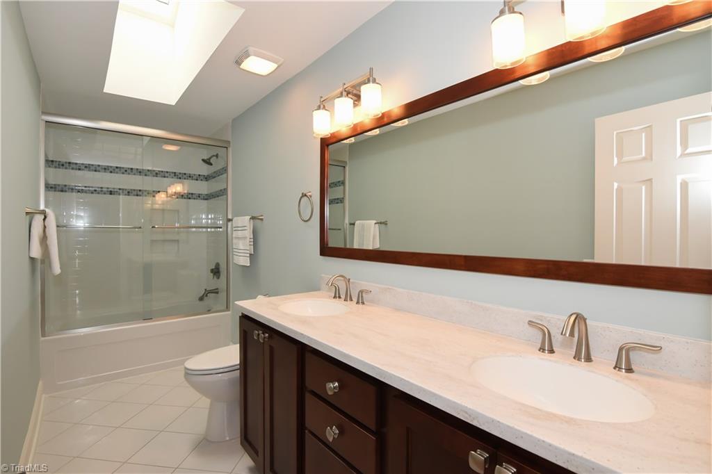8103 Brittains Field Road Oak Ridge, NC 27310 - Photo 20 of 30 Bathroom on Second Floor