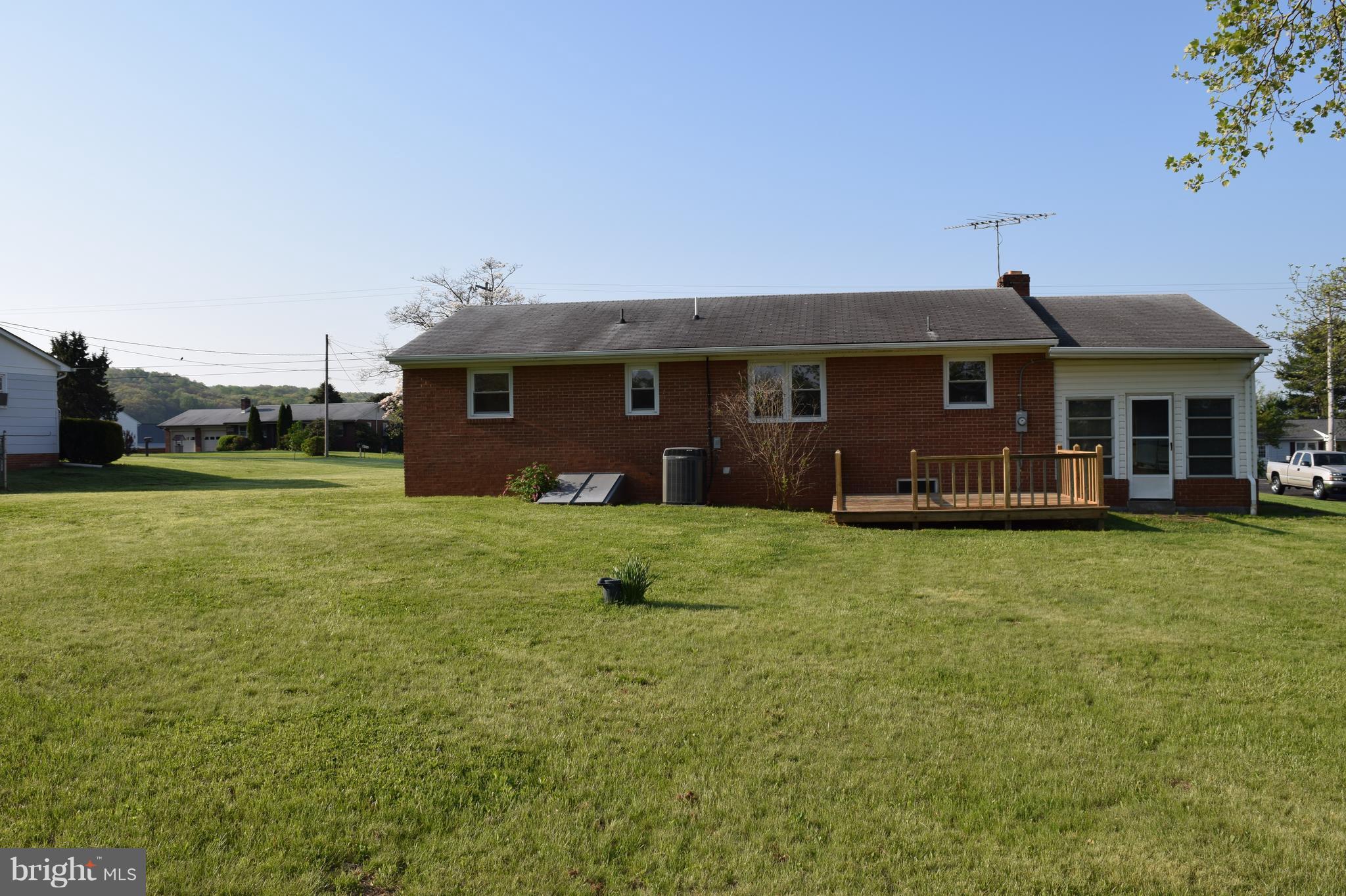 4500 Valley View Road Middletown, MD 21769 - Photo 11 of 14 Exterior (Rear)