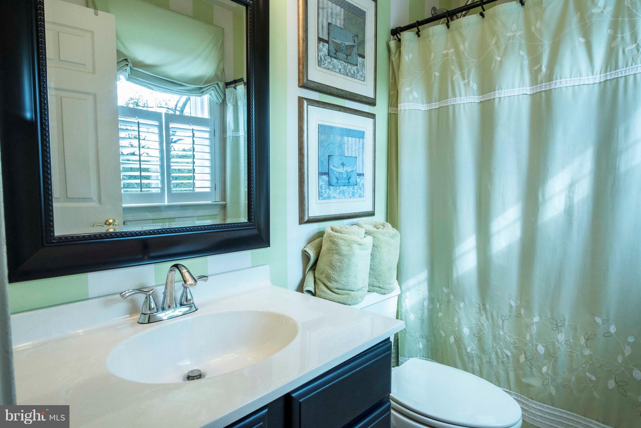 3509 Old Trail Road Edgewater, MD 21037 - Photo 26 of 30 3rd Bedroom also has a Full Bathroom