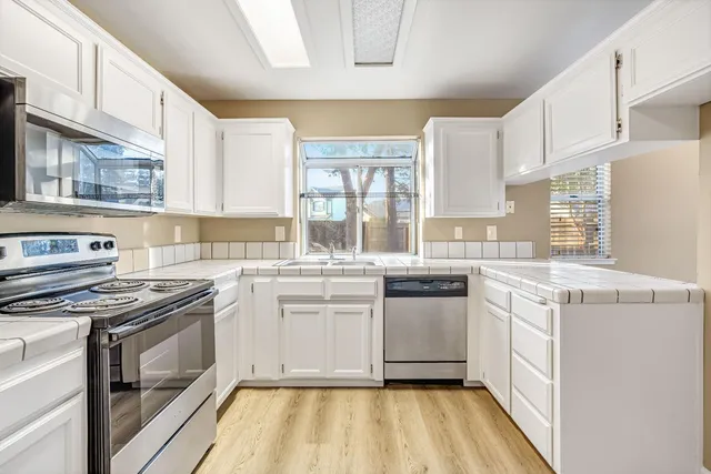 $415,000 | 8665 North Cedar Avenue, Unit 156, Fresno, CA 93720