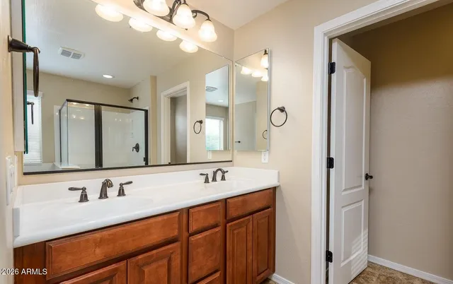 $2,895 | 1544 East Hummingbird Way, Gilbert, AZ 85297