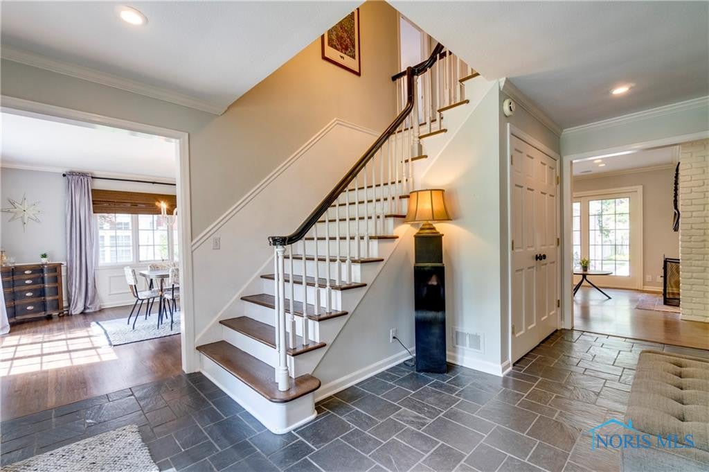 3608 Edgevale Road Toledo, OH 43606 - Photo 4 of 34 Gallery Image 4