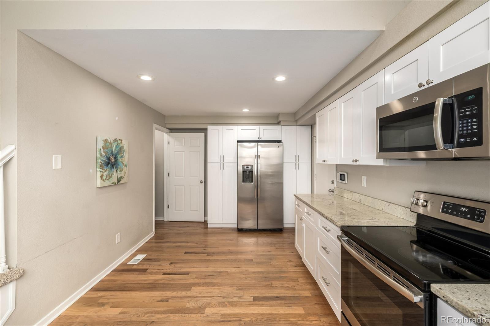 1116 South Rifle Circle Aurora, CO 80017 - Photo 13 of 47