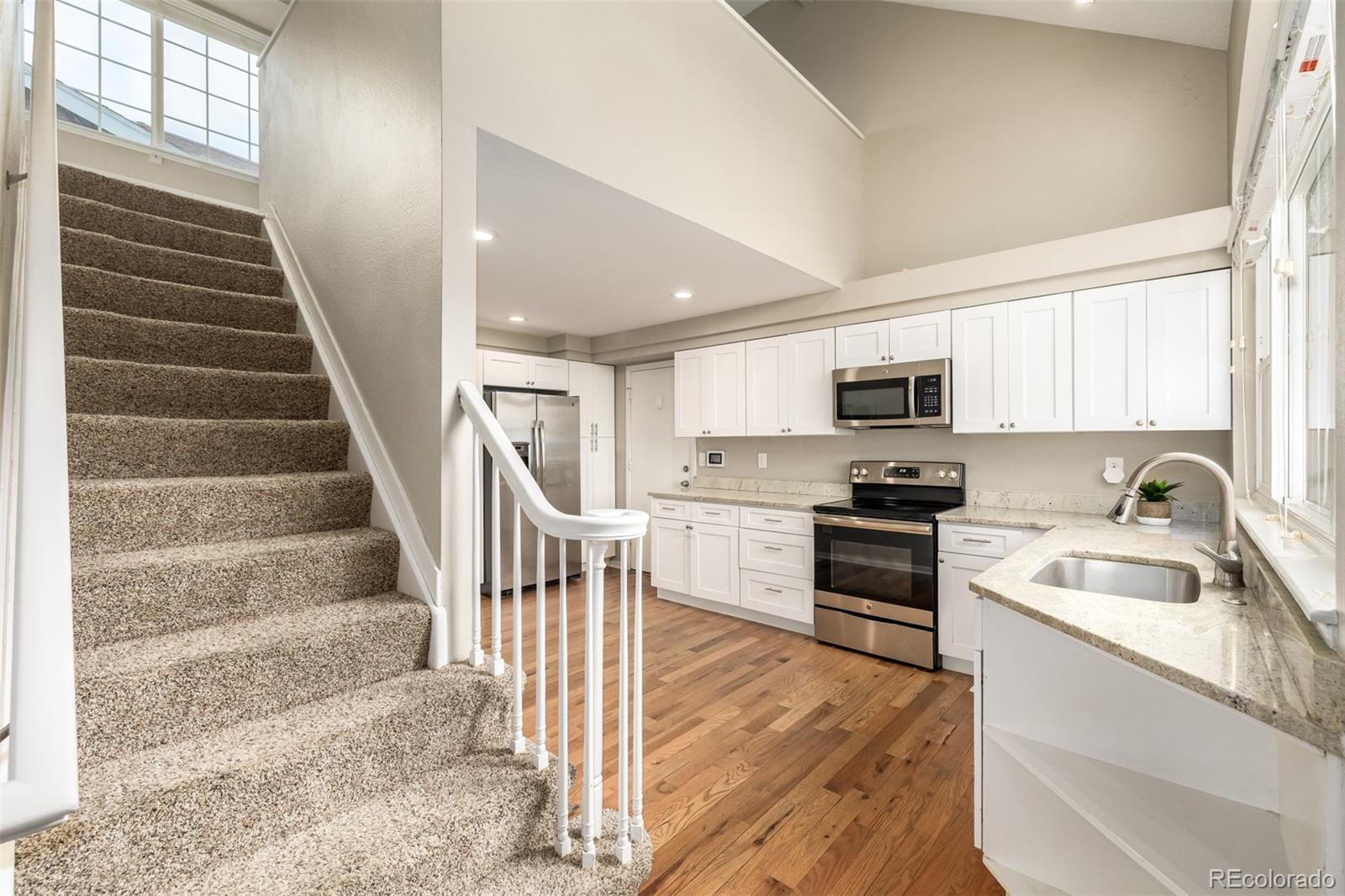 1116 South Rifle Circle Aurora, CO 80017 - Photo 10 of 47