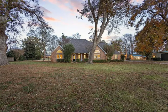 $529,500 | 400 Pr 350, Honey Grove, TX 75446