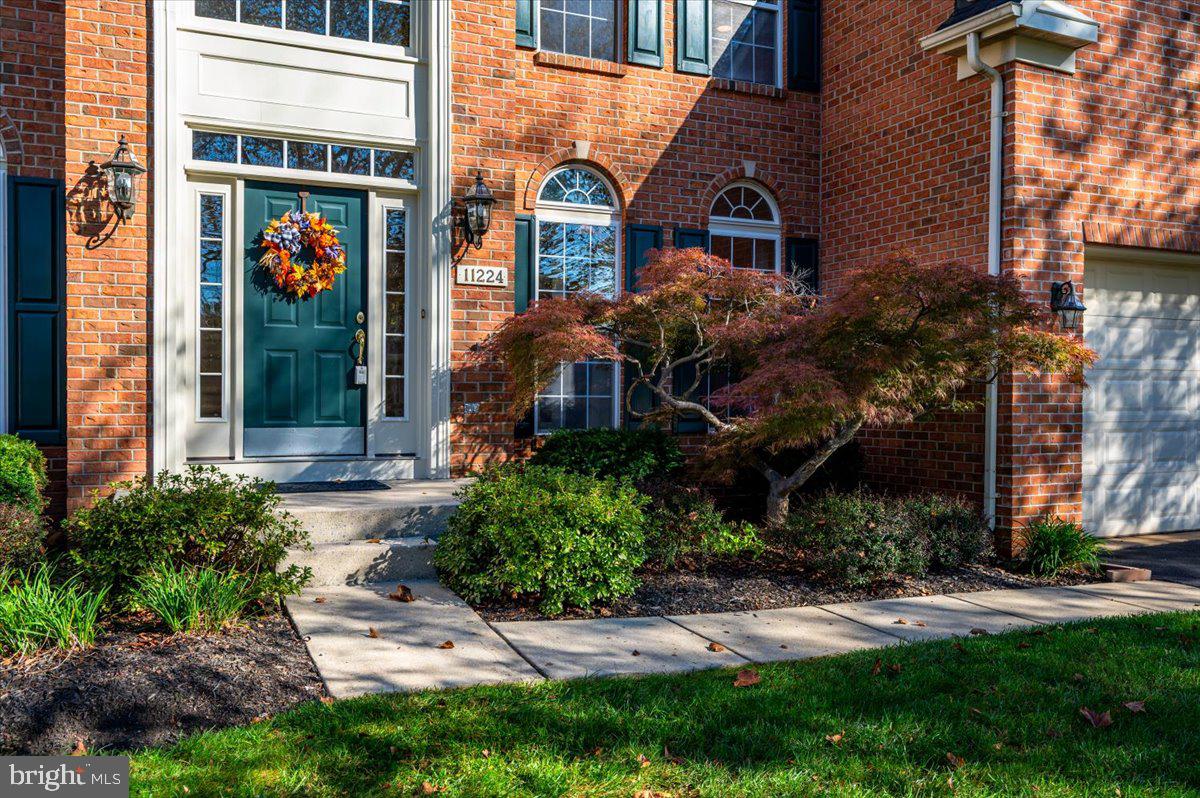 11224 Chaucers Ridge Court Laurel, MD 20723 - Photo 3 of 48 Gallery Image 3