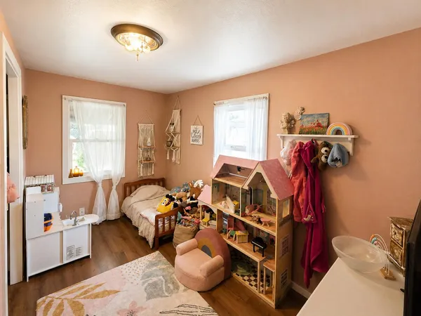 $250,000 | 767 North Sheridan Avenue, Sheridan, WY 82801