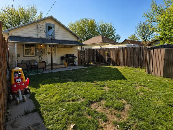 $250,000 | 767 North Sheridan Avenue, Sheridan, WY 82801
