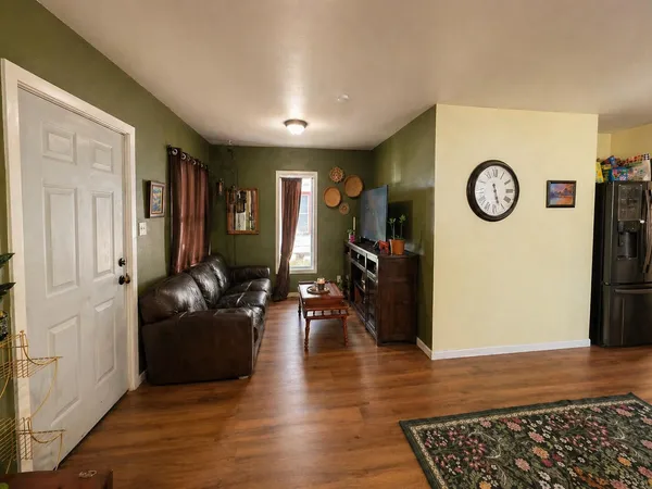 $250,000 | 767 North Sheridan Avenue, Sheridan, WY 82801