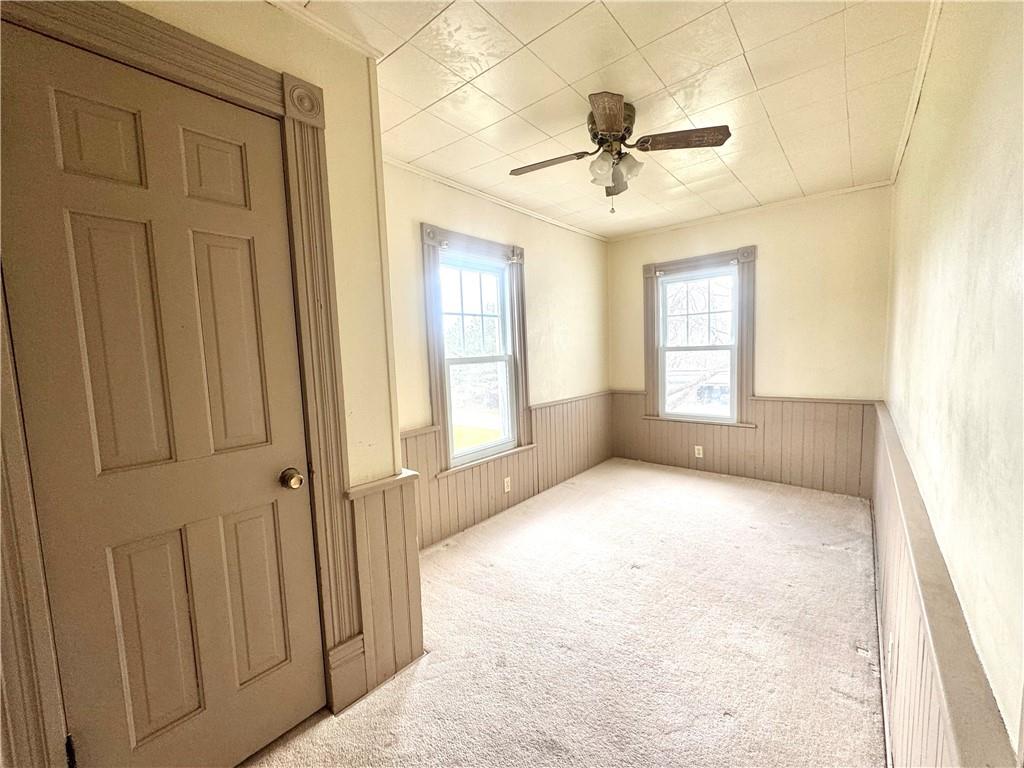 3282 Hann Hill Road Hermitage, PA 16148 - Photo 29 of 41 an empty room with fan and windows