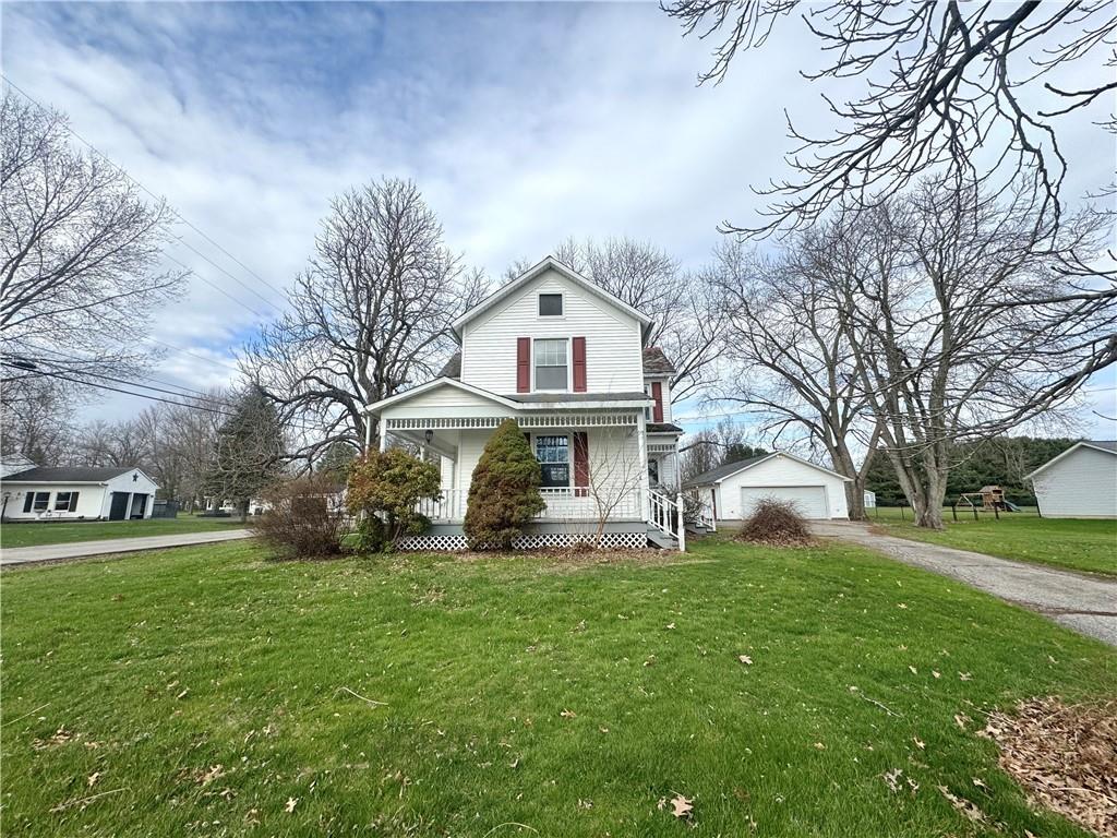 3282 Hann Hill Road Hermitage, PA 16148 - Photo 10 of 41 a front view of house with a garden