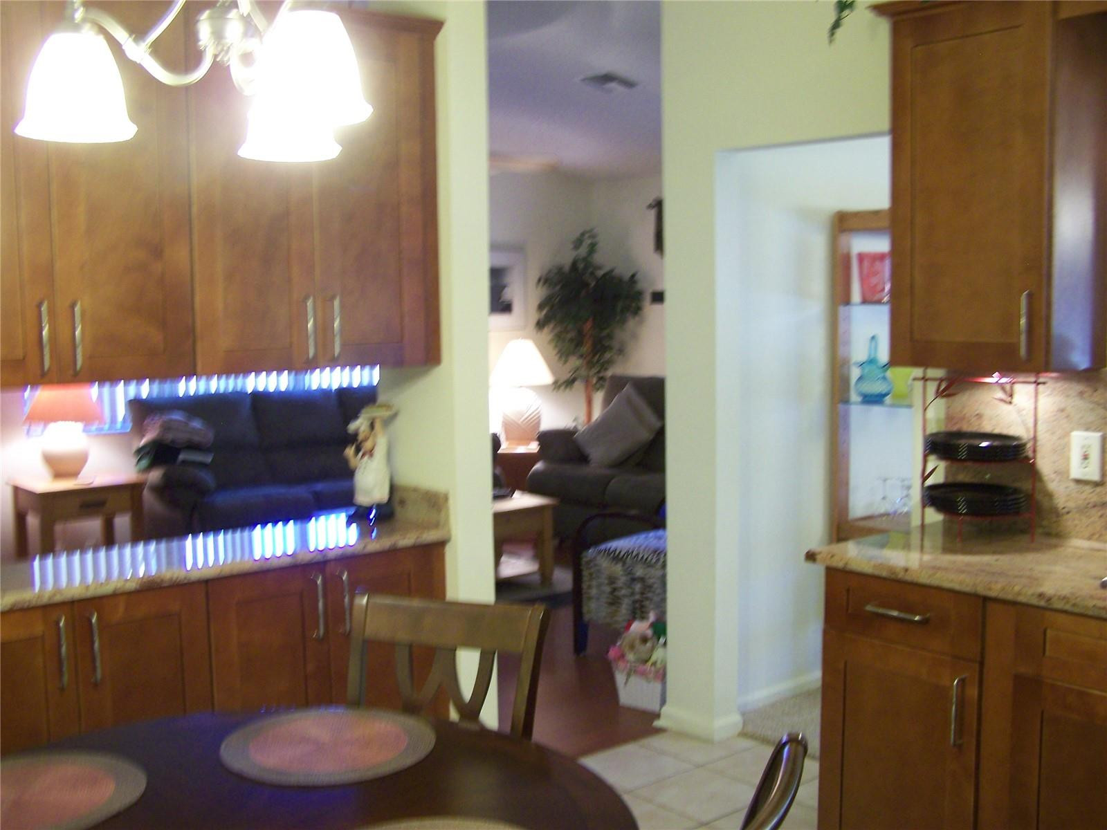 15521 South Roundtable Road Davie, FL 33331 - Photo 12 of 27 Photo 13