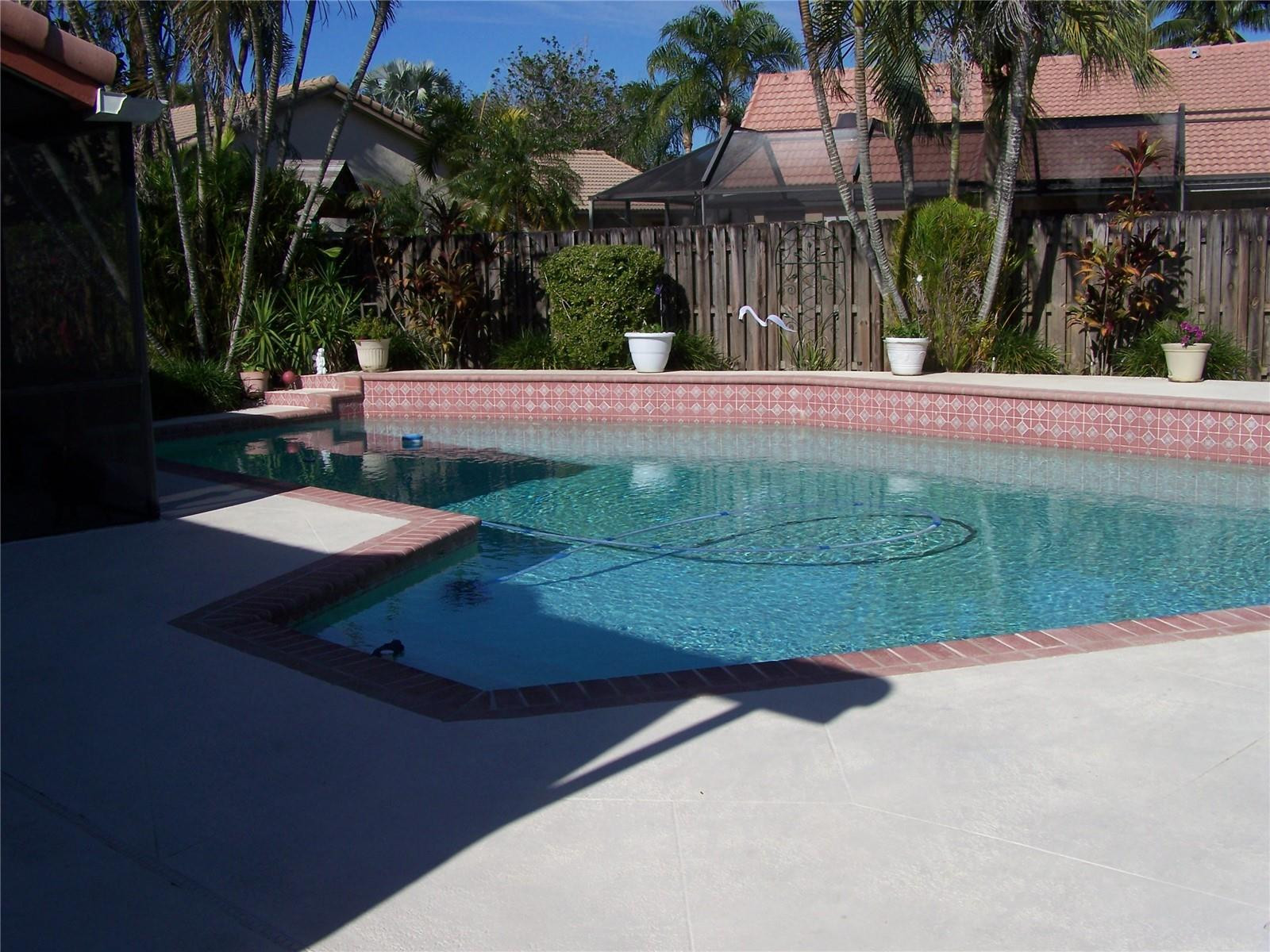 15521 South Roundtable Road Davie, FL 33331 - Photo 3 of 27 Photo 3