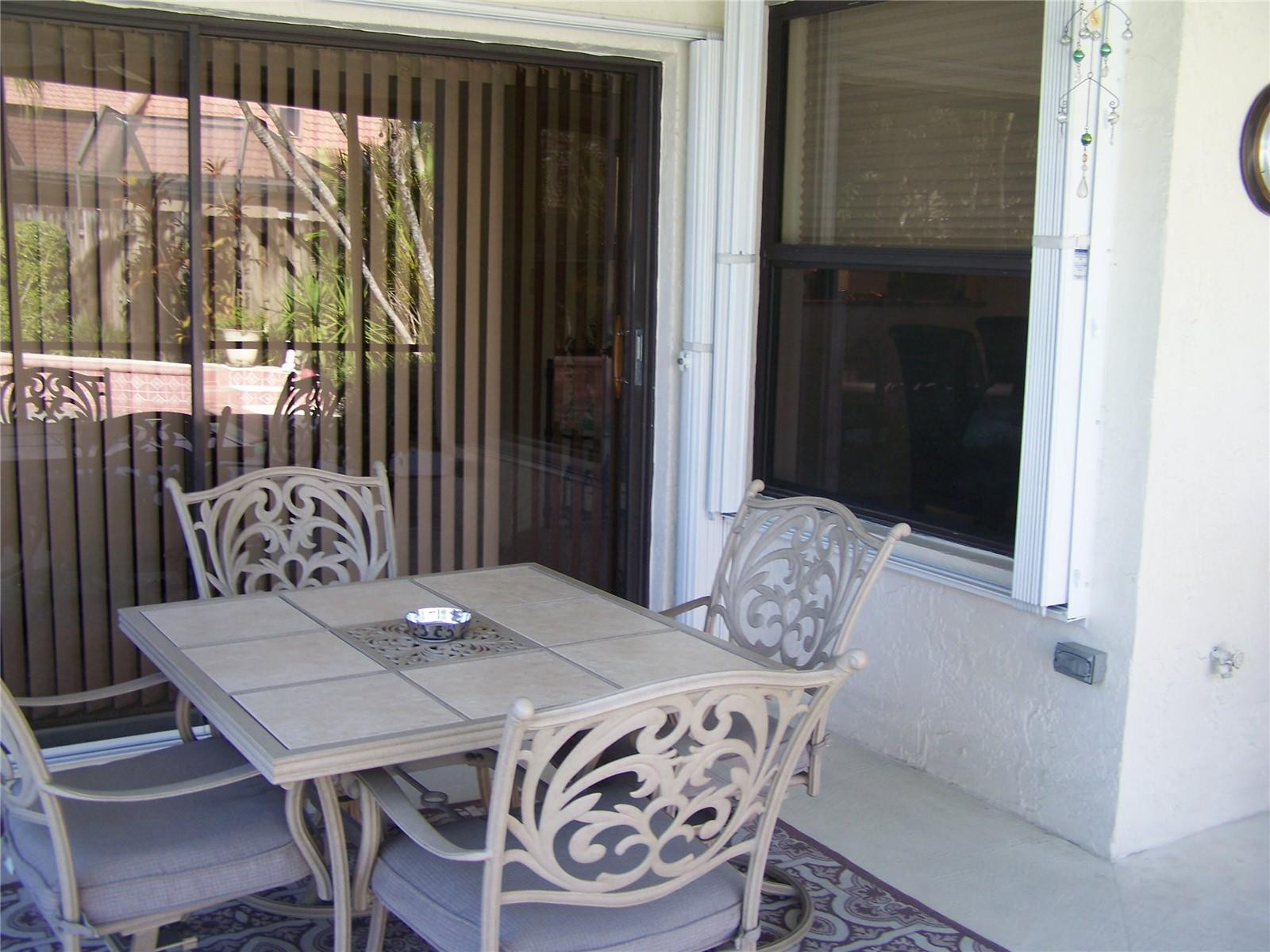 15521 South Roundtable Road Davie, FL 33331 - Photo 7 of 27 Photo 7