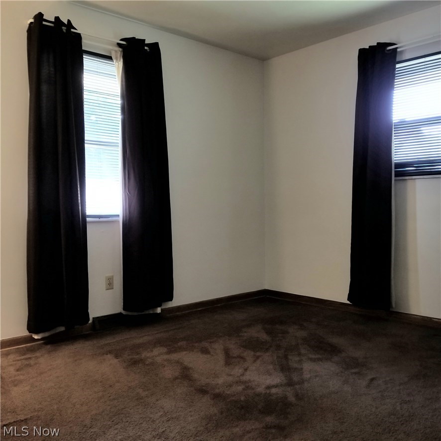 660 Springdale Street Akron, OH 44310 - Photo 4 of 15