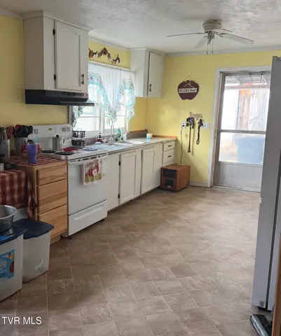 $139,900 | 3005 Long Hollow Road, Cleveland, VA 24225