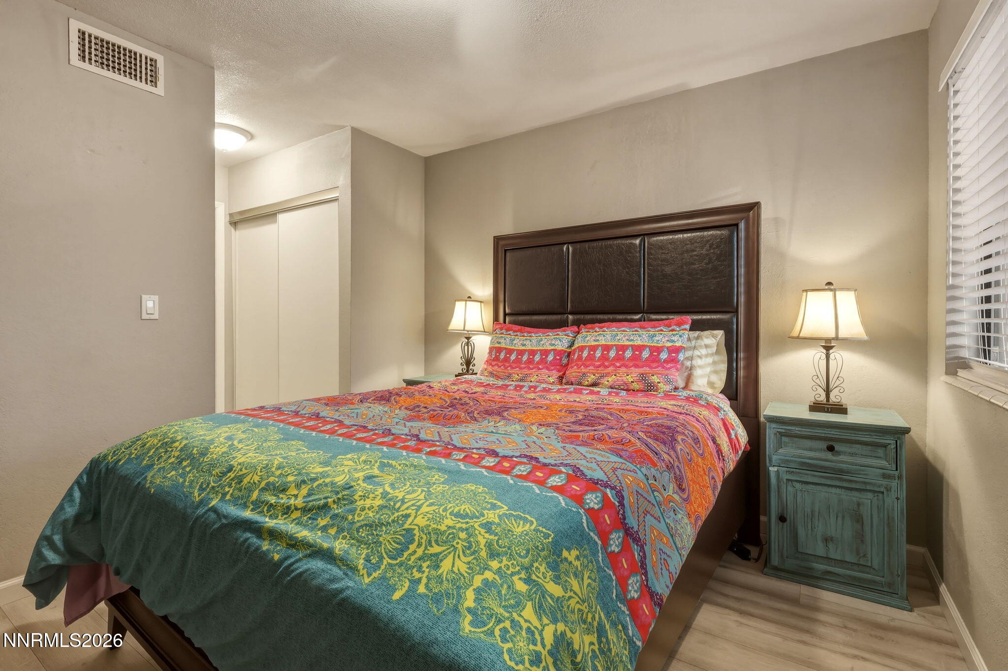4557 Reggie Road Reno, NV 89502 - Photo 5 of 25 18-web-or-mls-IMG_8342