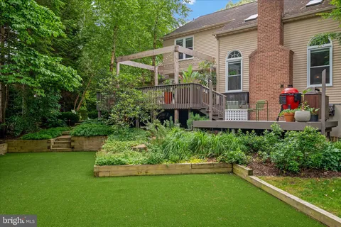 $925,000 | 8391 Vineland Court, Millersville, MD 21108