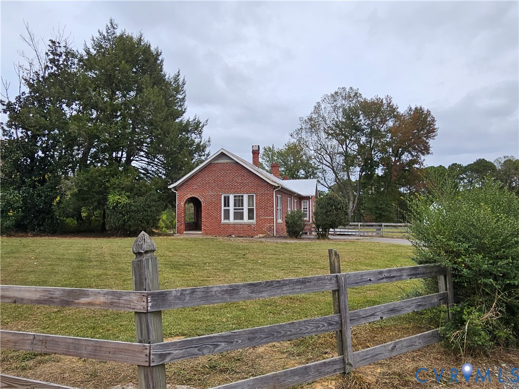 16124 Beaverdam School Road Beaverdam, VA 23015 - Photo 3 of 50 a view of a yard in front of a house with a yard