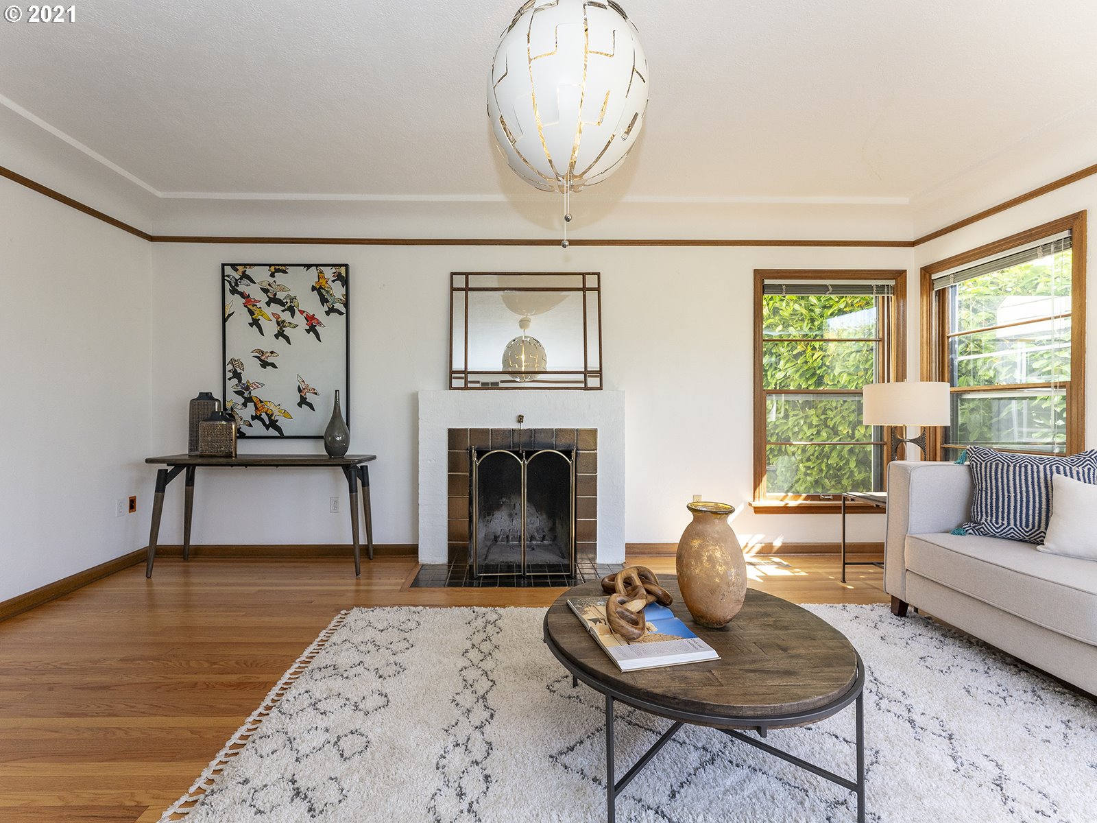 359 Southwest Hamilton Street Portland, OR 97239 - Photo 8 of 32 Gallery Image 8