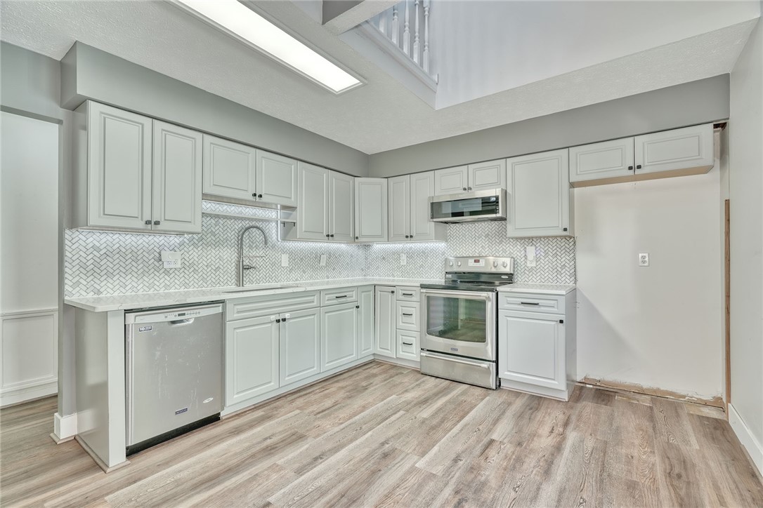 41 Kingston Street Rochester, NY 14609 - Photo 10 of 37 Gallery Image 10