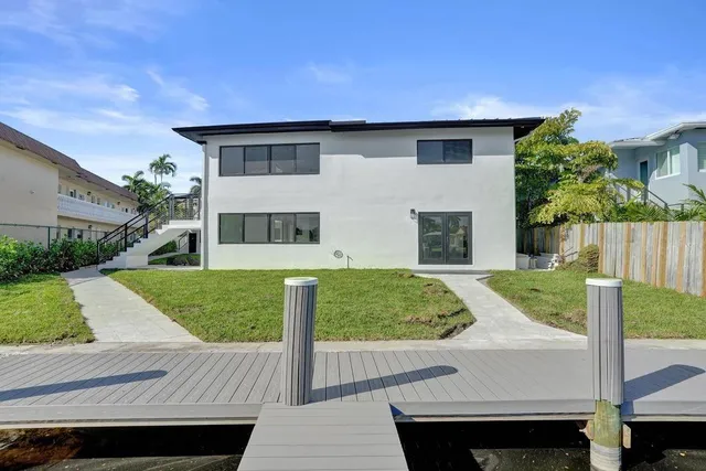 $2,735 | 840 Southeast 22nd Avenue, Unit 4, Pompano Beach, FL 33062