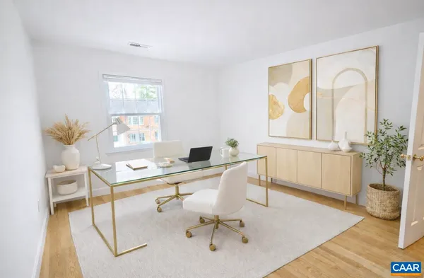 $285,000 | 2404 Barracks Court, Unit 4, Charlottesville, VA 22901