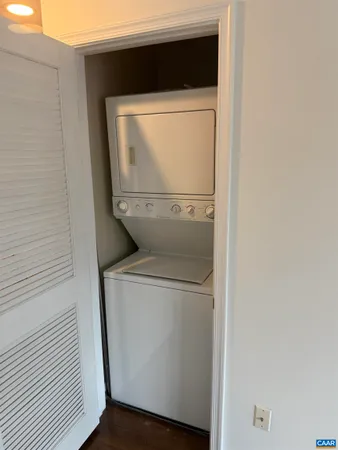 $285,000 | 2404 Barracks Court, Unit 4, Charlottesville, VA 22901