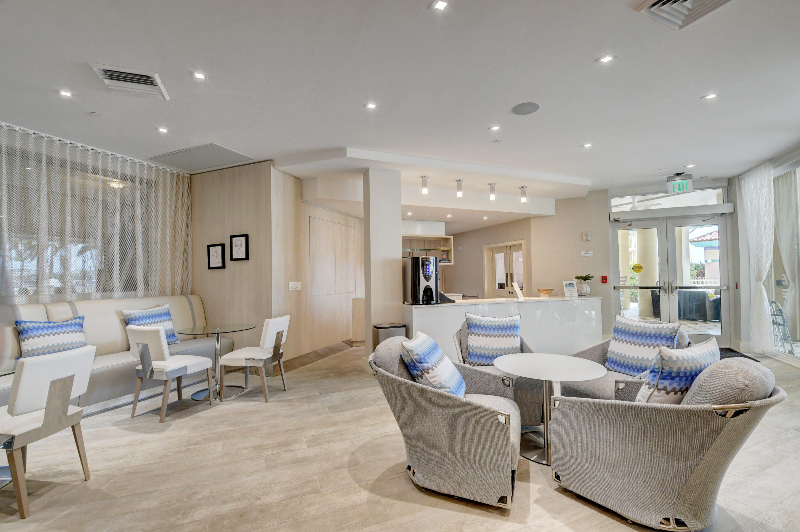 300 Southeast 5th Avenue, Unit 6140 Boca Raton, FL 33432 - Photo 32 of 53 Clubroom