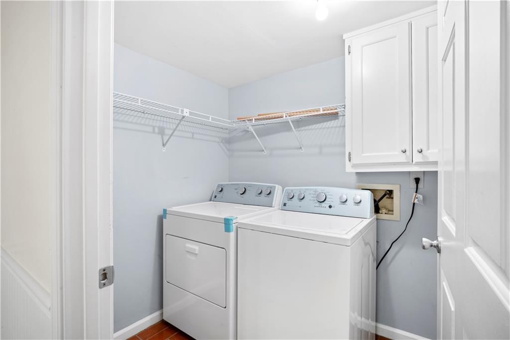 661 North Parkwood Road, Unit C Decatur, GA 30030 - Photo 13 of 14 a utility room with dryer and washer