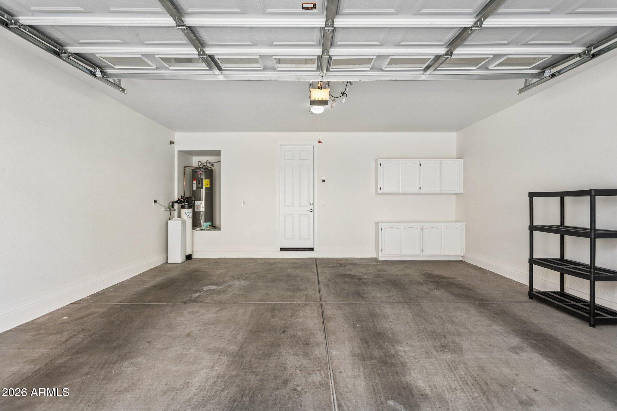 922 South Agnes Lane Gilbert, AZ 85296 - Photo 32 of 43 a view of a room with storage