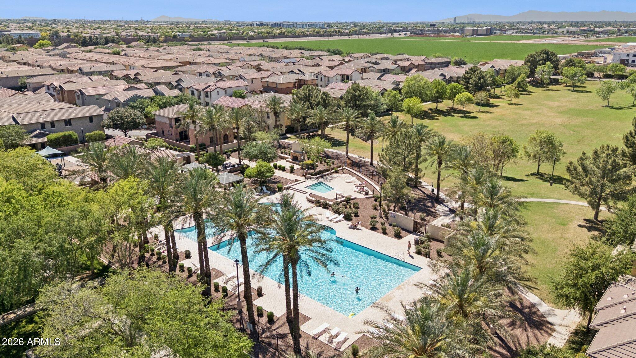 922 South Agnes Lane Gilbert, AZ 85296 - Photo 36 of 43