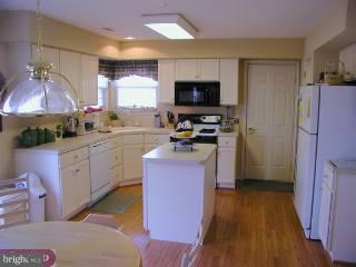 44 Kulp Road East Chalfont, PA 18914 - Photo 4 of 6 Gallery Image 4
