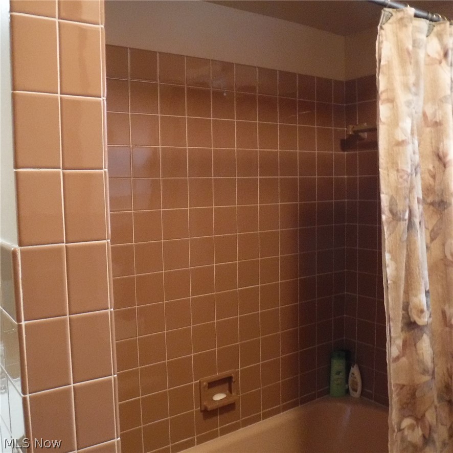 14679 Sprague Road Strongsville, OH 44136 - Photo 16 of 35 Gallery Image 16