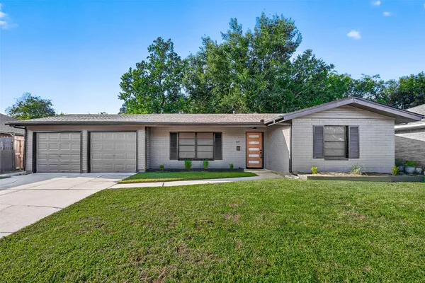 $219,900 | 4310 Jorns Street, Houston, TX 77045