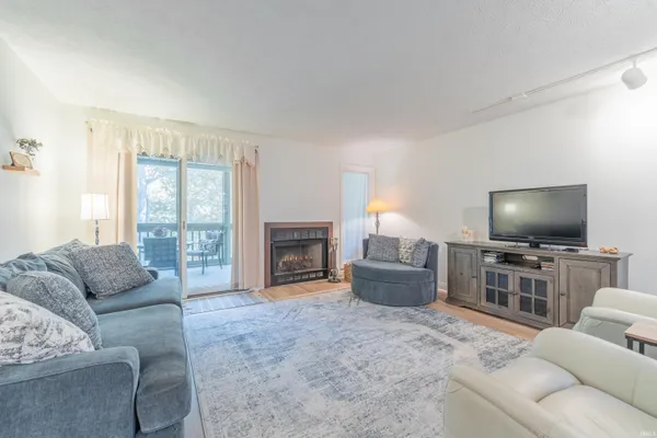 $229,000 | 1847 East Eagle Bay Drive, Bloomington, IN 47401