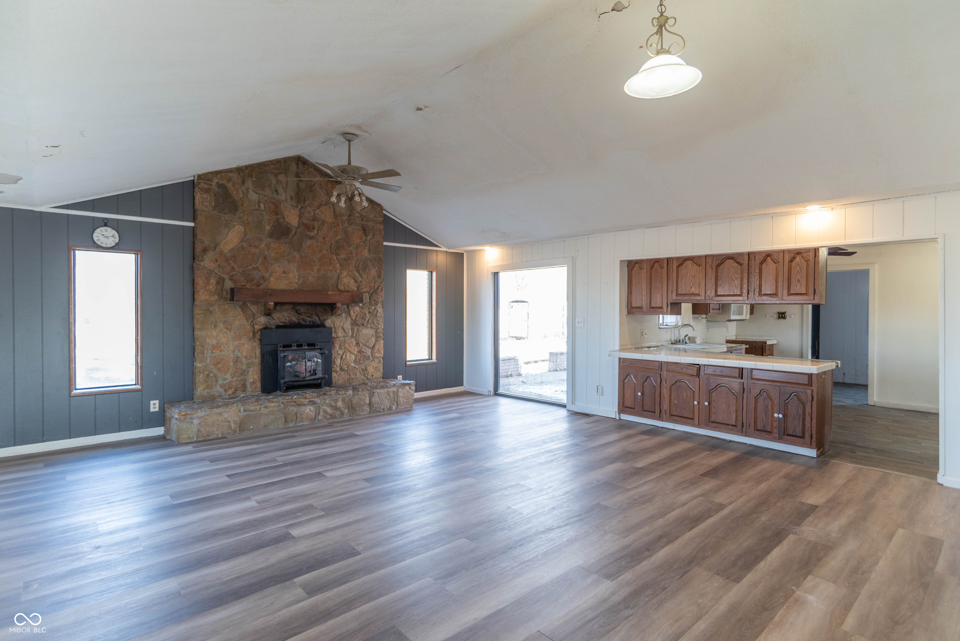 8457 Highway 40 Fillmore, IN 46128 - Photo 7 of 28