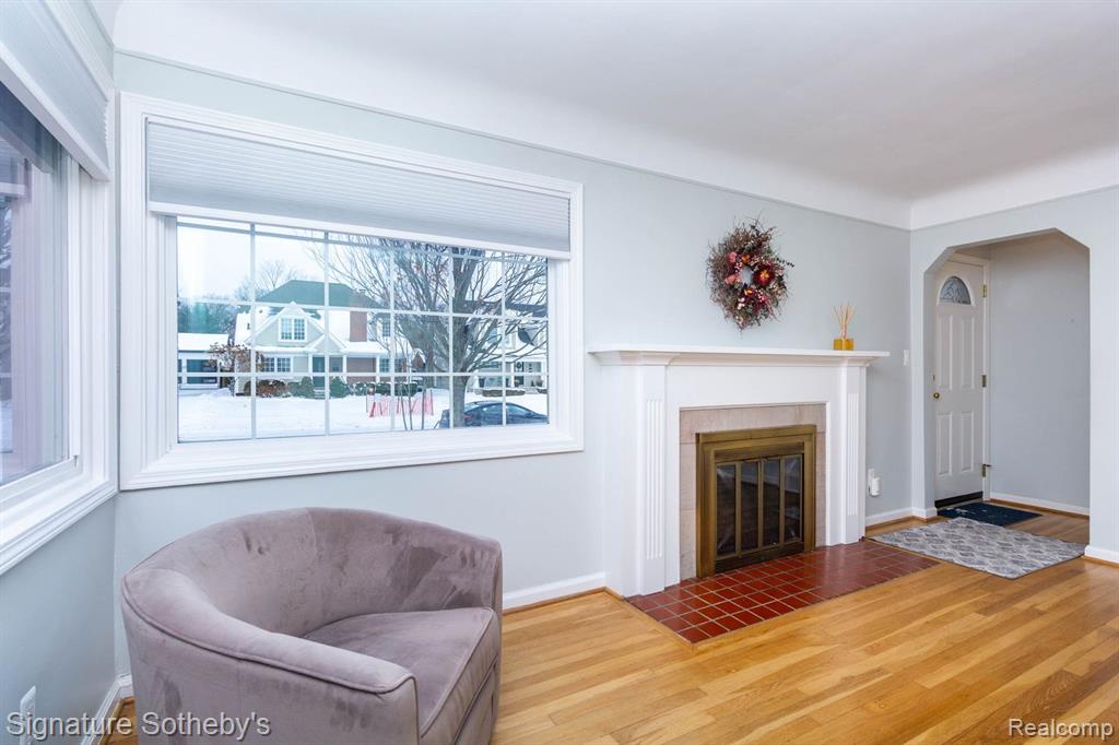 2252 Pembroke Road Birmingham, MI 48009 - Photo 6 of 41