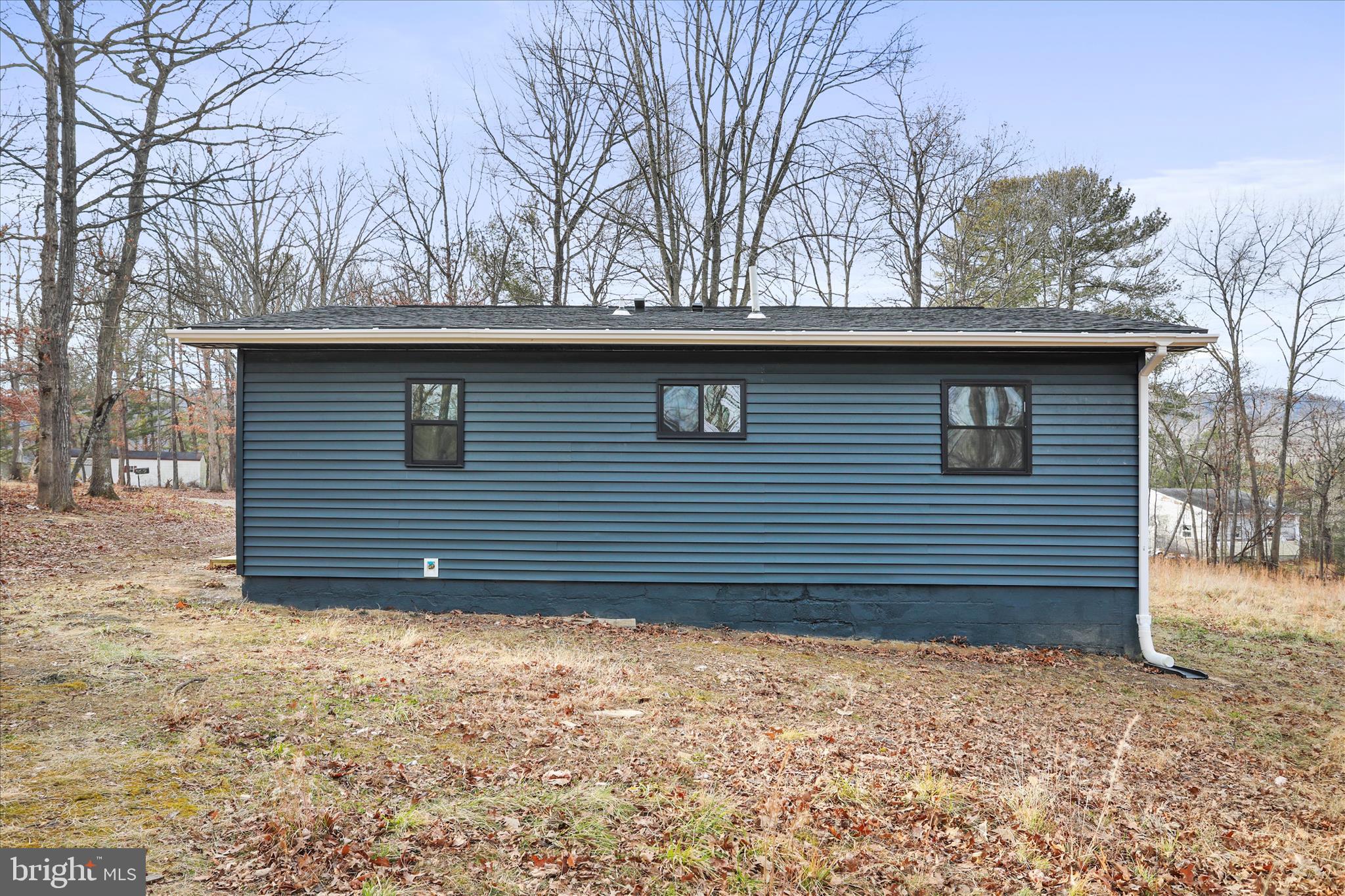 244 Hickory Road Front Royal, VA 22630 - Photo 28 of 29 Gallery Image 28