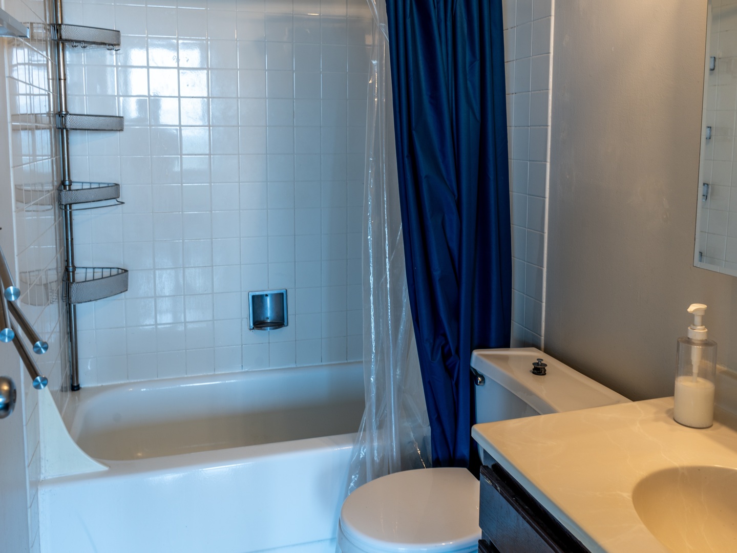5320 North Sheridan Road, Unit 1301 Chicago, IL 60640 - Photo 18 of 65 Gallery Image 18