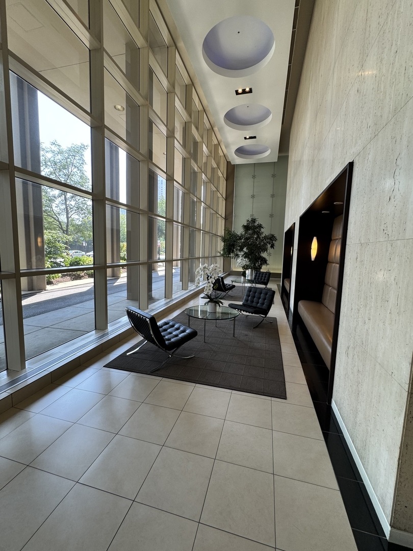 5320 North Sheridan Road, Unit 1301 Chicago, IL 60640 - Photo 24 of 65 Gallery Image 24