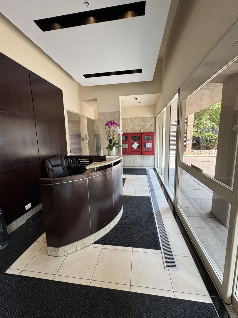 5320 North Sheridan Road, Unit 1301 Chicago, IL 60640 - Photo 26 of 65 Gallery Image 26