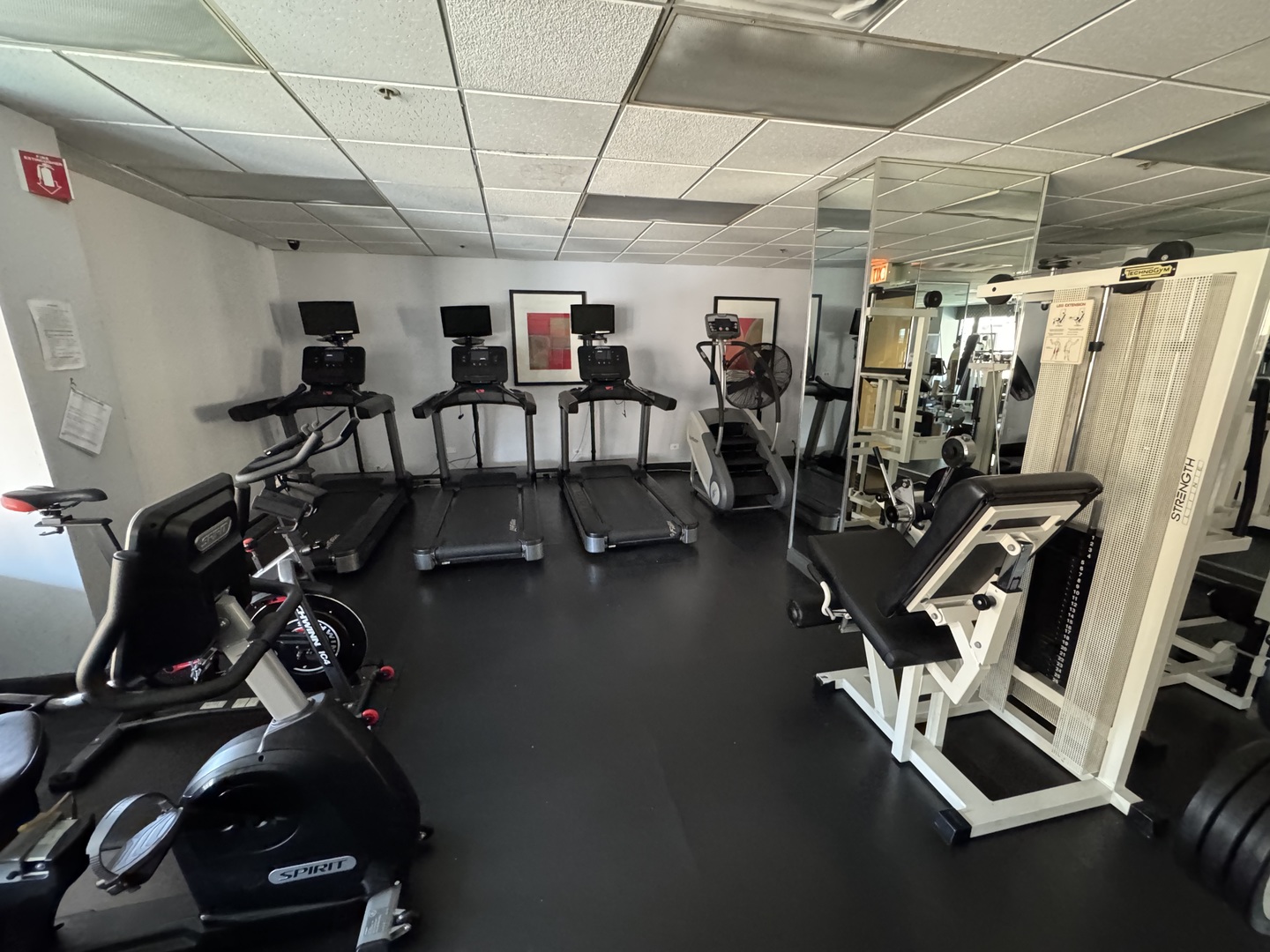 5320 North Sheridan Road, Unit 1301 Chicago, IL 60640 - Photo 55 of 65 Gallery Image 55