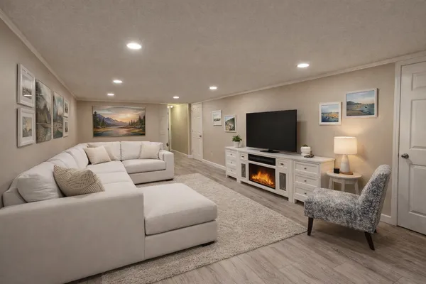 $2,750 | 7617 Scott Avenue North, Brooklyn Park, MN 55443