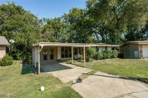 $184,500 | 612 Henderson Circle, Garland, TX 75040