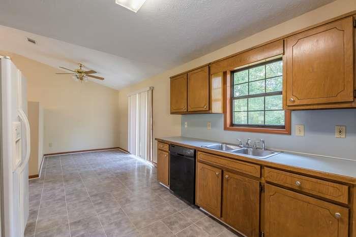 4174 Warren Road Flowery Branch, GA 30542 - Photo 25 of 37 Gallery Image 25