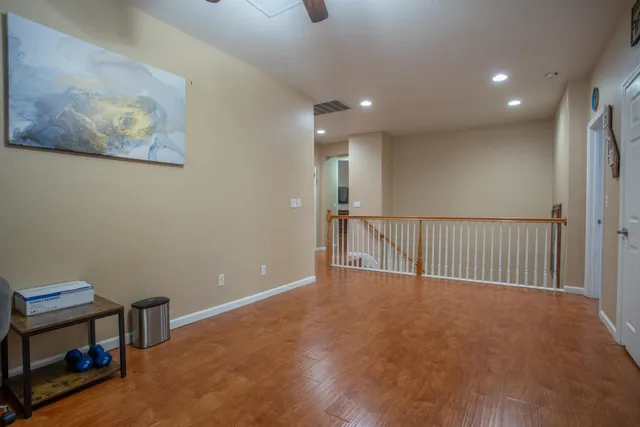 a view of livingroom with furniture