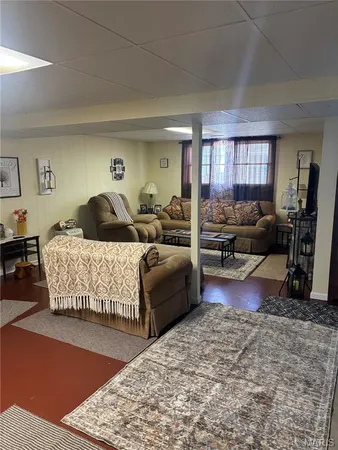 $185,000 | 640 Meadowbrook Lane, Centralia, IL 62801